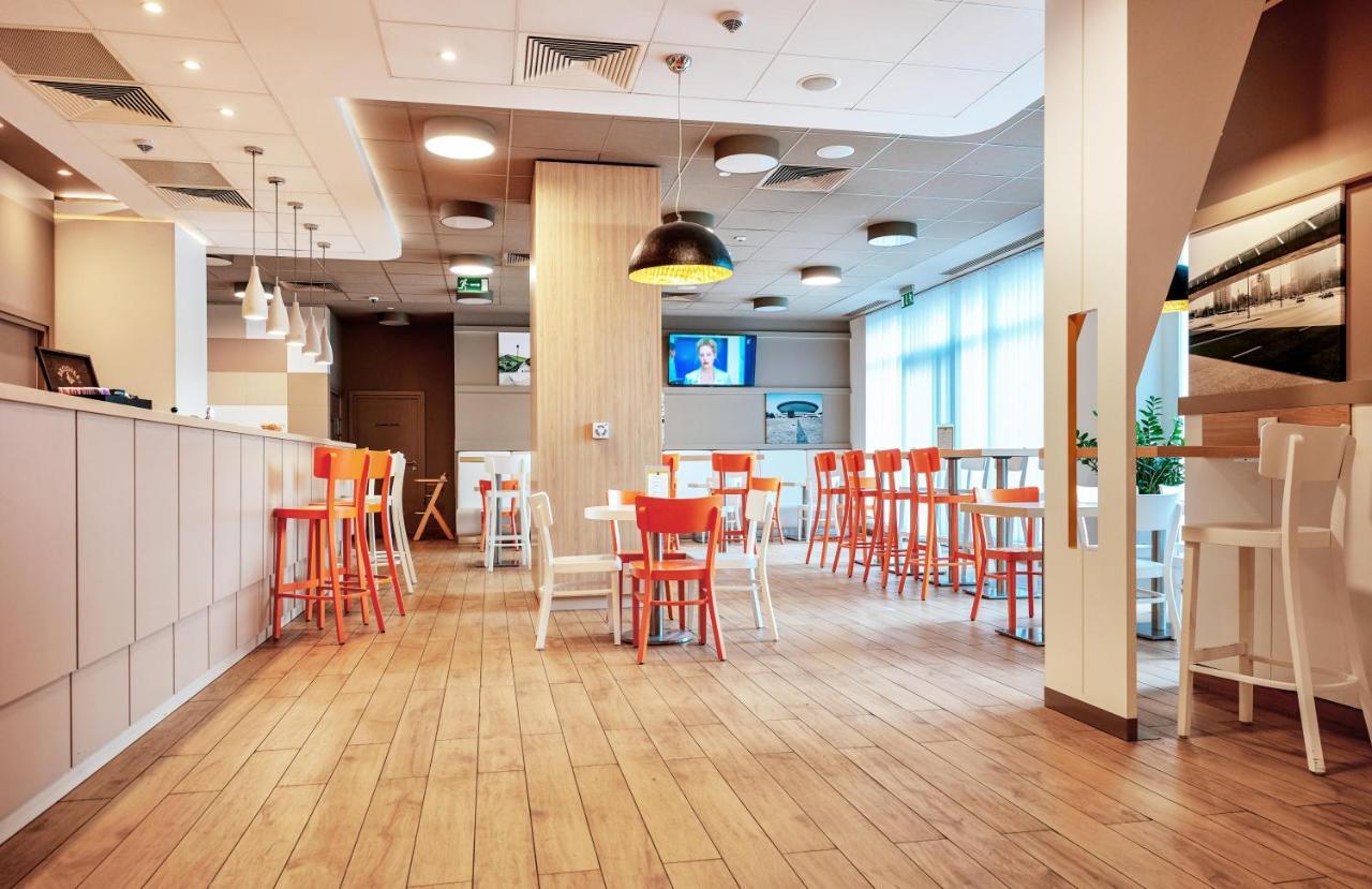 B&B Hotel Katowice Centrum Bagian luar foto